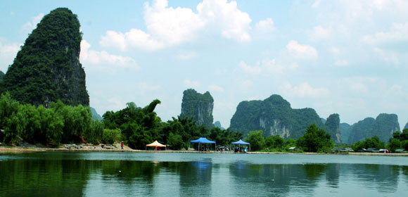 阳朔遇龙河