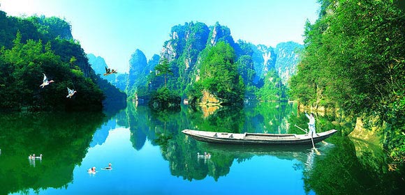 宝峰湖