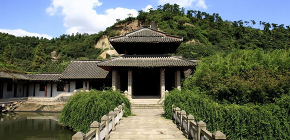 柯岩