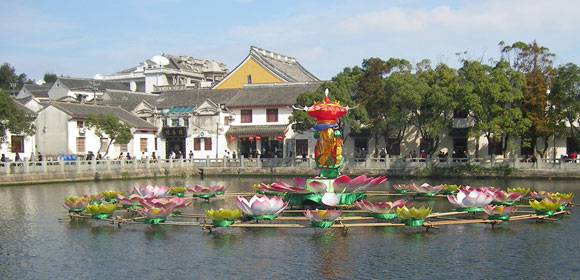 荷花池